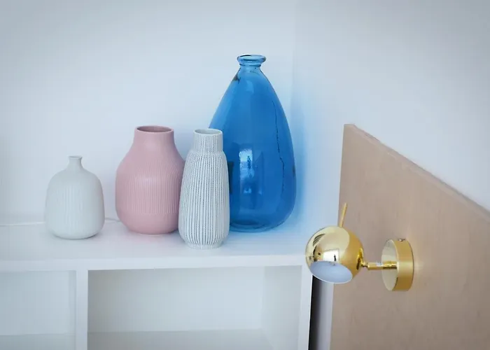 Apartment Design Avec Balcon *