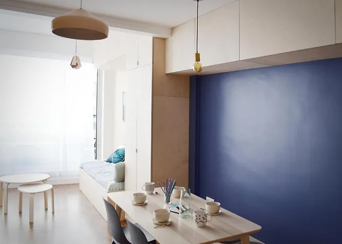 Design Avec Balcon * Paris